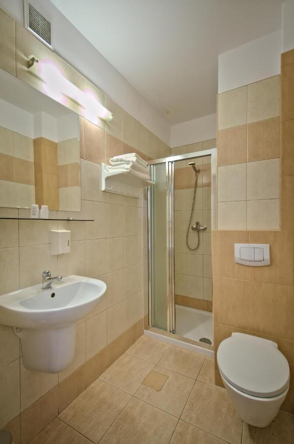 Hotel Sezam Kraczkowa Exterior foto